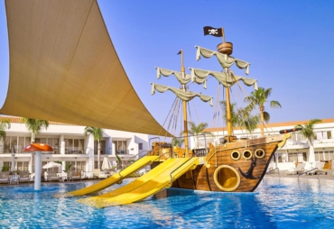 Olympic Lagoon 4